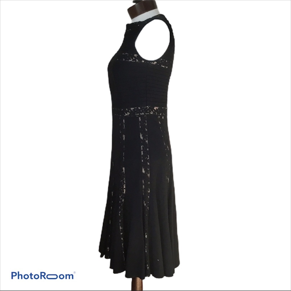 Tadashi Shoji Pintuck Jersey And Lace Dress - Picture 5 of 6